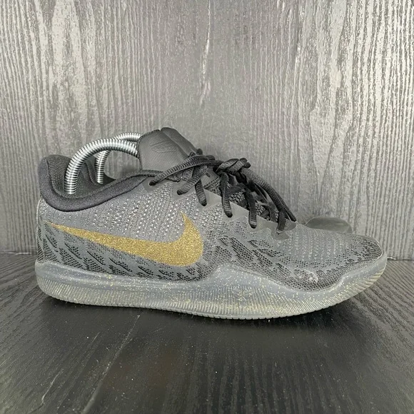 Nike | Shoes | Nike Mamba Rage Gold Stars Mens Size 8 | Poshmark display picture 2